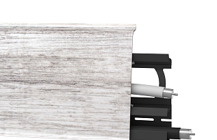 Плинтус со съемной панелью Дуб Филадельфия 70мм (131)